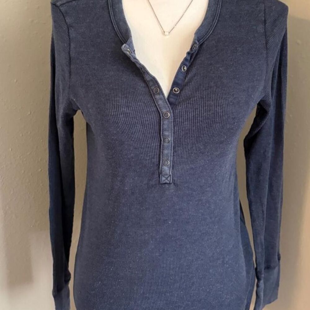 Aerie Women's Navy and Blue Shirt
